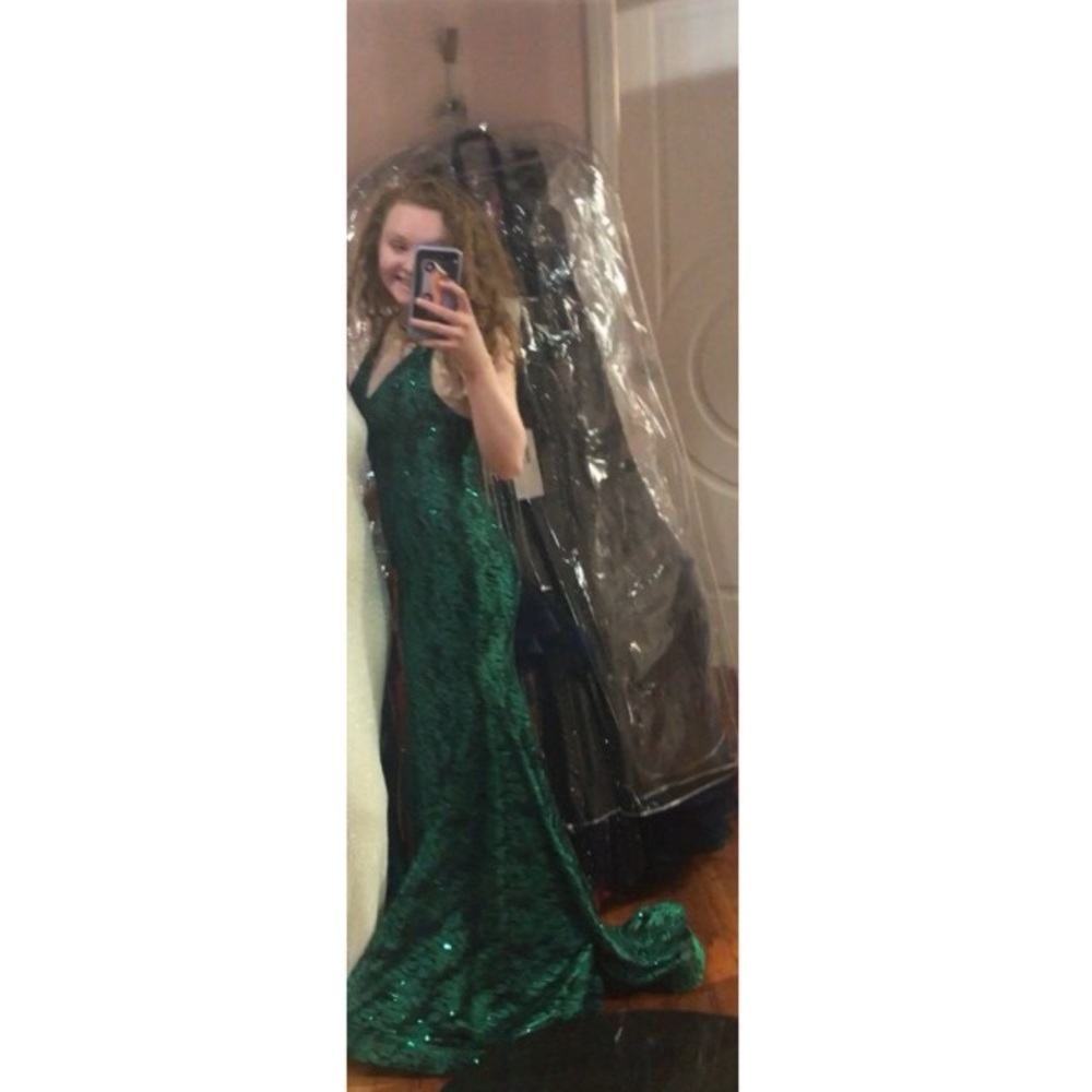 NEVER WORN PROM GIRL DESIGNER PROM DRESS - Picture 8 of 8